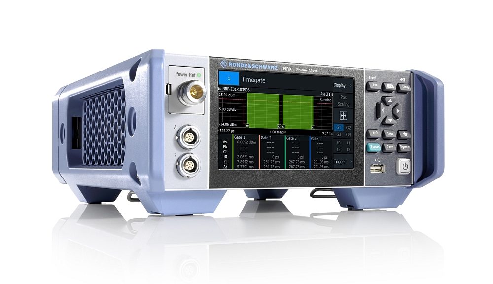 Wattmètre RF multi-voie R&S NRX de Rohde & Schwarz.