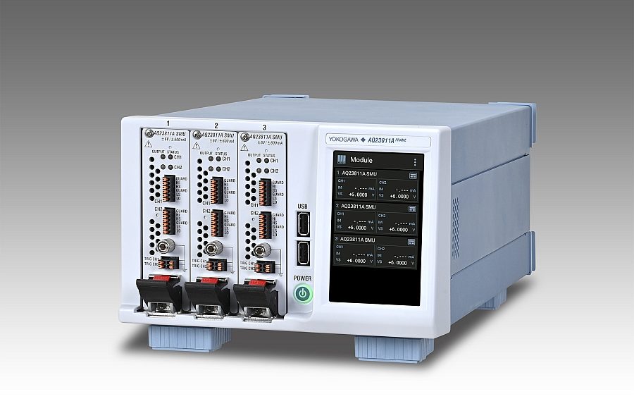 Unité de source et de mesure (SMU) AQ23011A de Yokogawa.