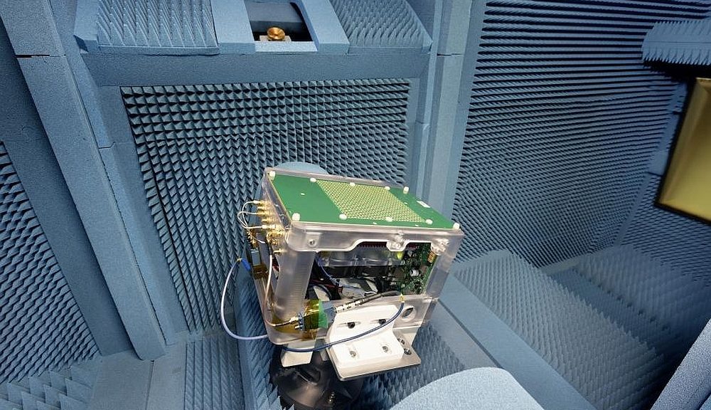 Caractérisation OTA du module PAAM de Kyocera dans l’enceinte de test R&S ATS1800M de Rohde & Schwarz.