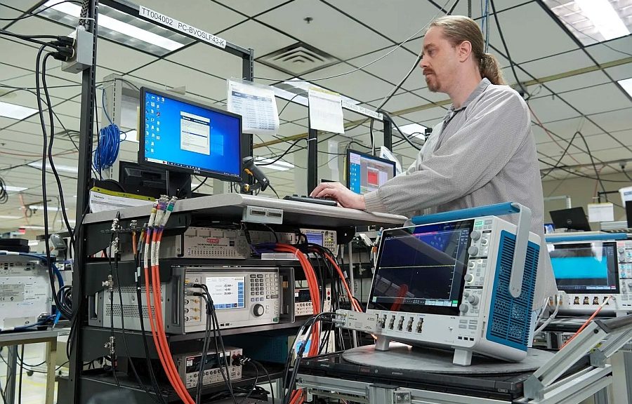 Etalonnage d'instruments électroniques avec le logiciel Calstudio de Fluke