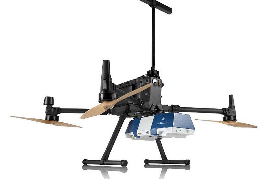 L'analyseur R&S EVSD1000 de Rohde & Schwarz embarqué sur un drone (UAV)